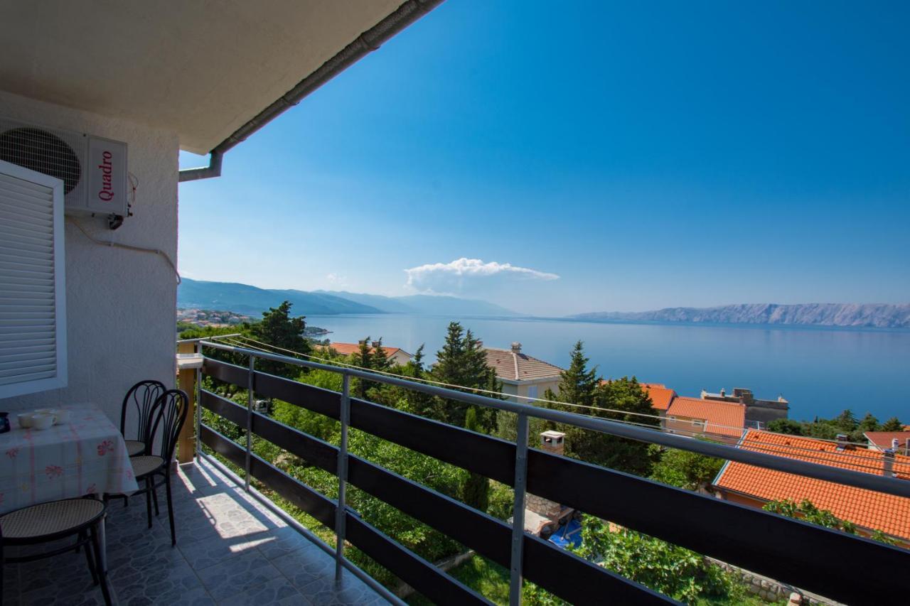 Apartment Pemper Novi Vinodolski Exterior photo